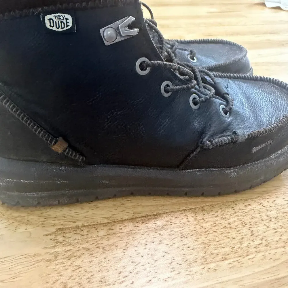Hey Dude Bradley Boot Youth Size 6 Black Comfortable Lace Up